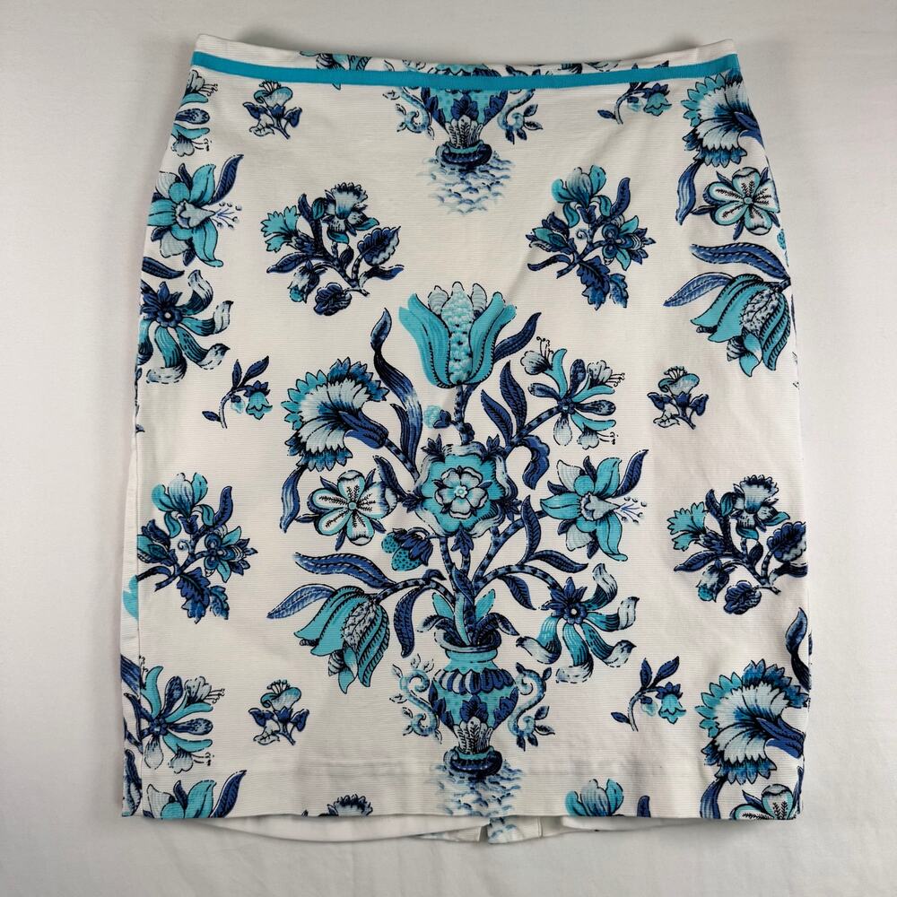 Talbots Women’s 8P Floral A-Line Skirt Stretch Cotton Blue Lined Lightweight EUC